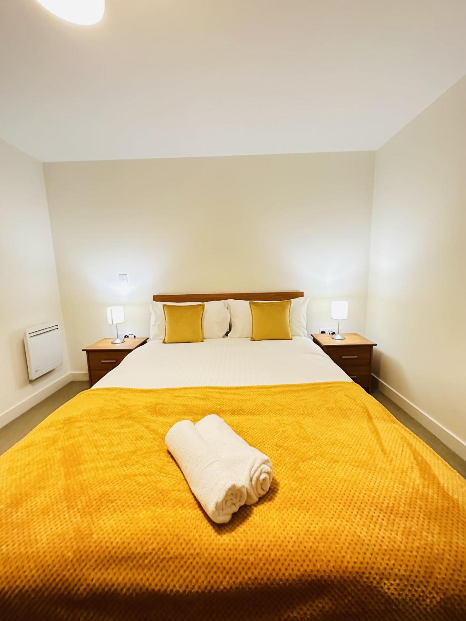 Cosy Modern Tower Bridge Apartment Лондон Стая снимка