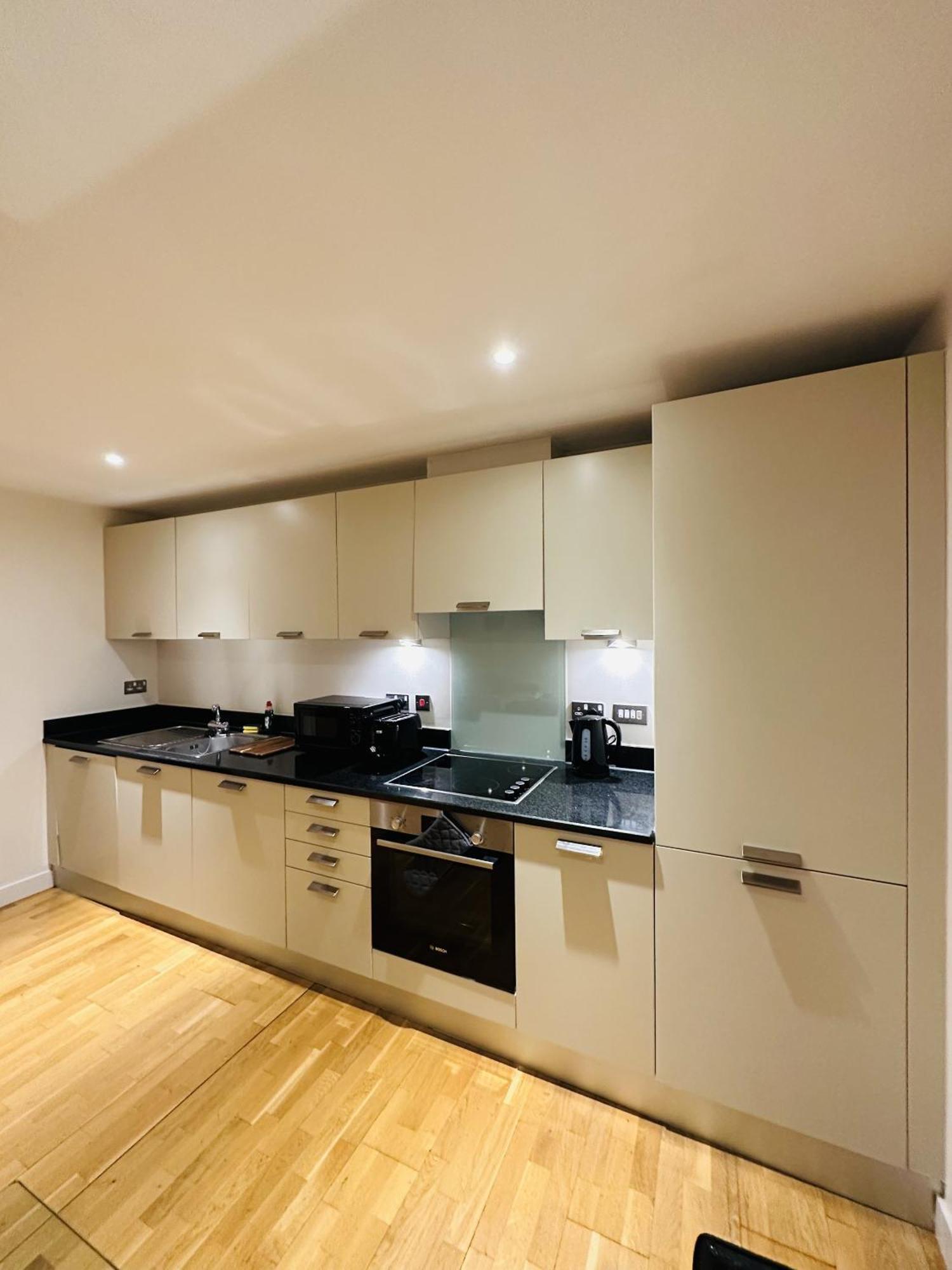 Cosy Modern Tower Bridge Apartment Лондон Стая снимка